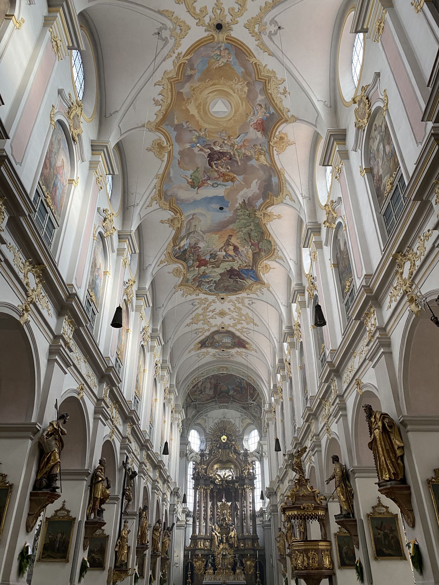 Photo 16 of 49 from the album Munich 2019.